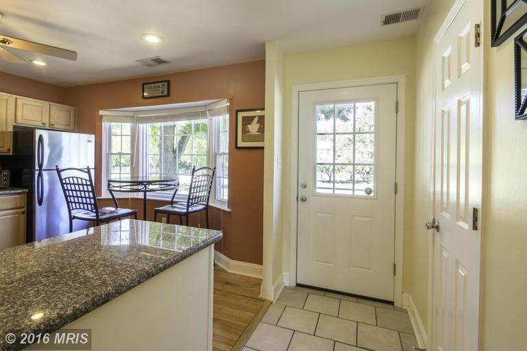 1663 Hart Ct - Photo 2 of 29