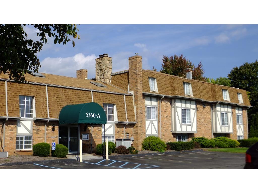 Chateau Monroe - Photo 2 of 14