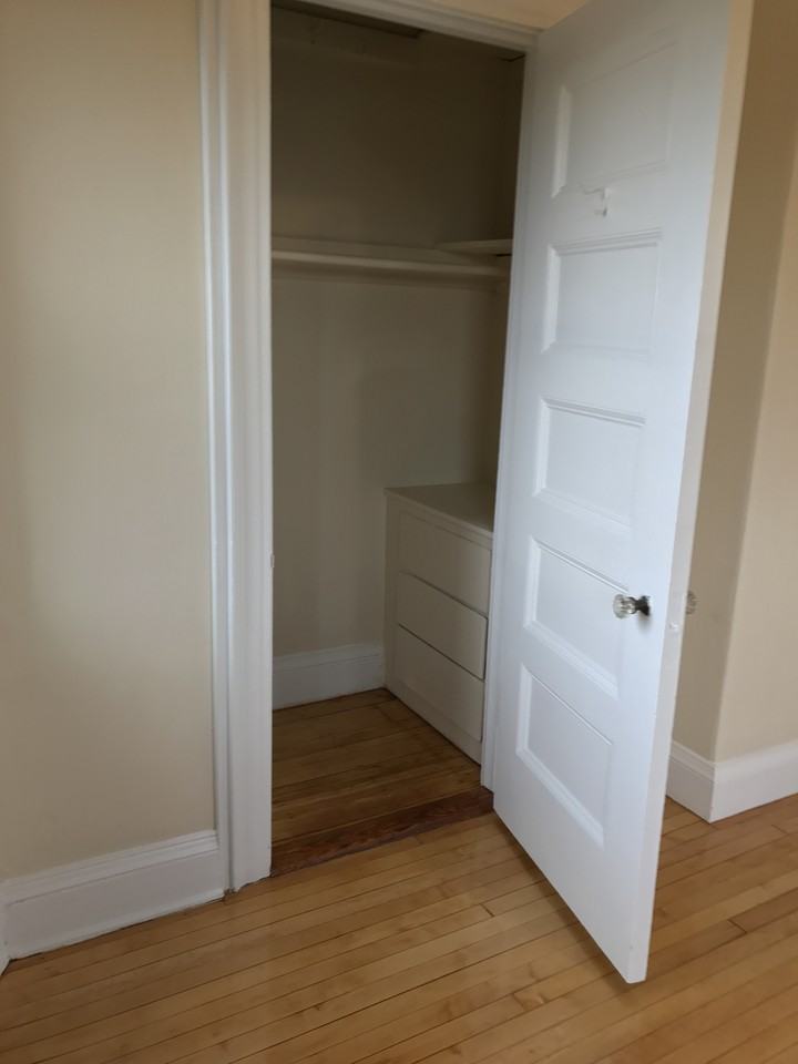 1470 Beacon Street - Photo 3 of 9