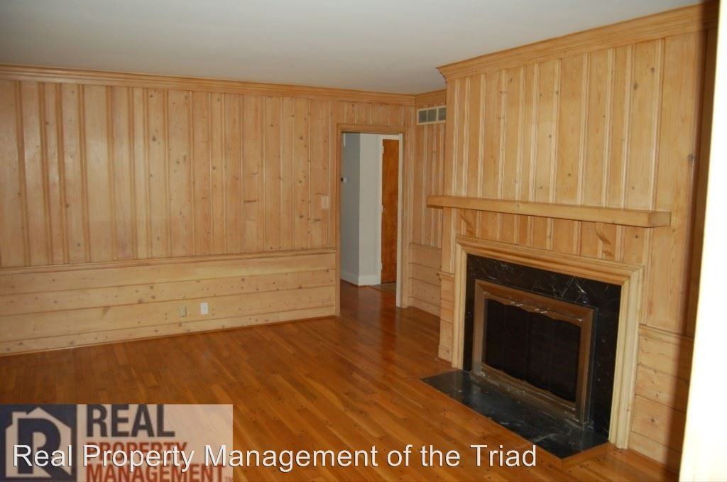 530 Woodvale Dr - Photo 2 of 20