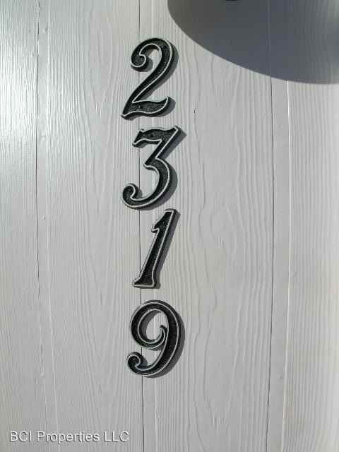 108TH E E St - Photo 3 of 25