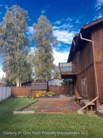 437 Droz Dr - Photo 2 of 13