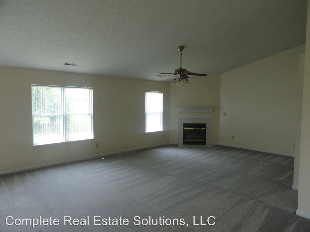 879 Quarterhorse Run - Photo 2 of 8