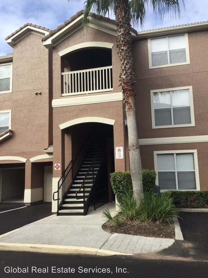 8849 Villa View Cir #305