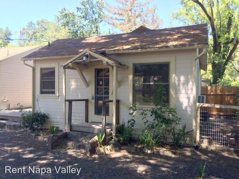 1503 Lake St - Photo 2 of 16