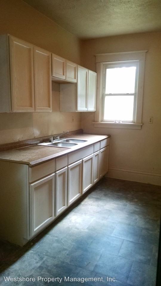 293 Mason Ave. - Photo 2 of 8