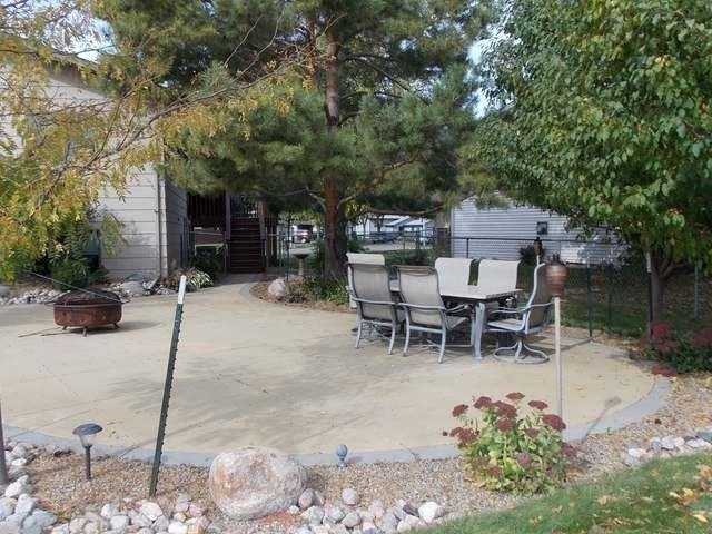 1669 Pocatello Dr - Photo 3 of 14