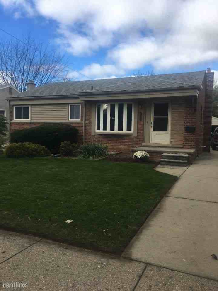 15332 Cameron St - Photo 2 of 11