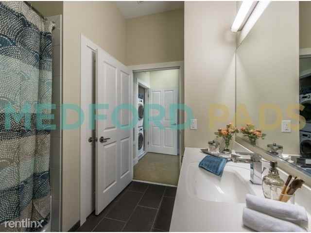 3850 Mystic Valley Pkwy - Photo 3 of 27