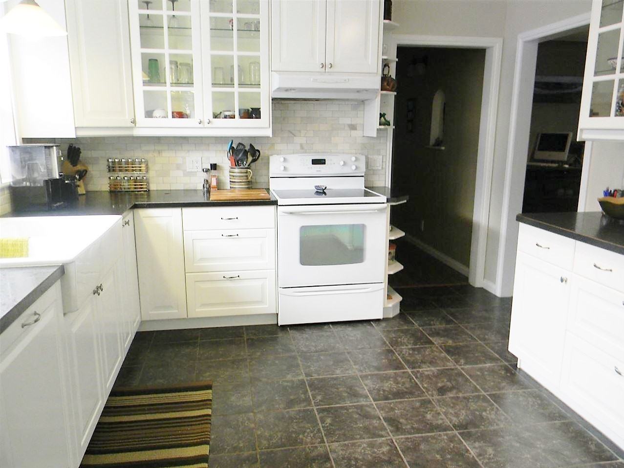 10809 74 Avenue Northwest - Photo 2 of 19