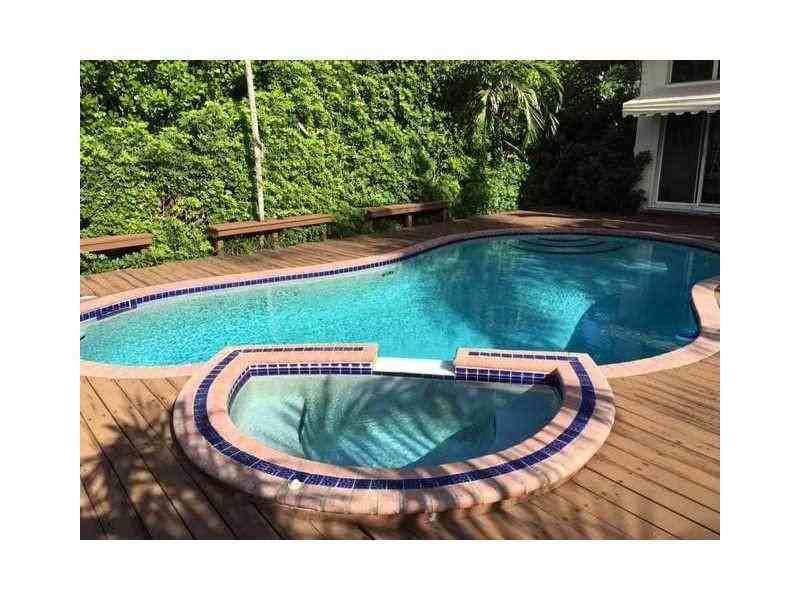 342 Golden Beach Dr - Photo 3 of 8