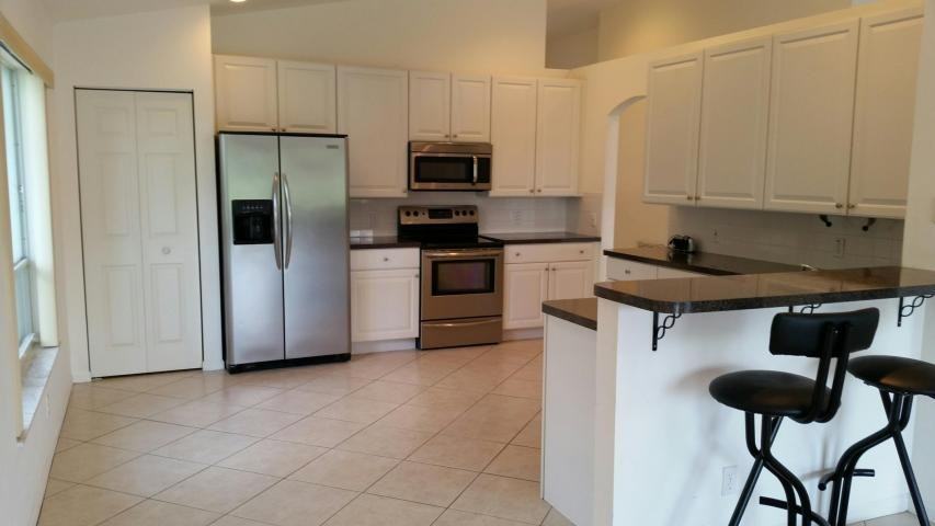 7007 Ashton St - Photo 3 of 8