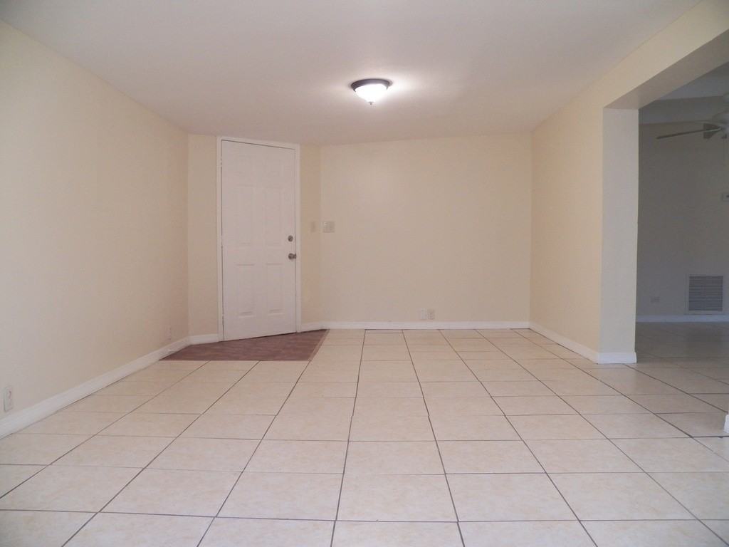 1506 S Arden Ave - Photo 3 of 15