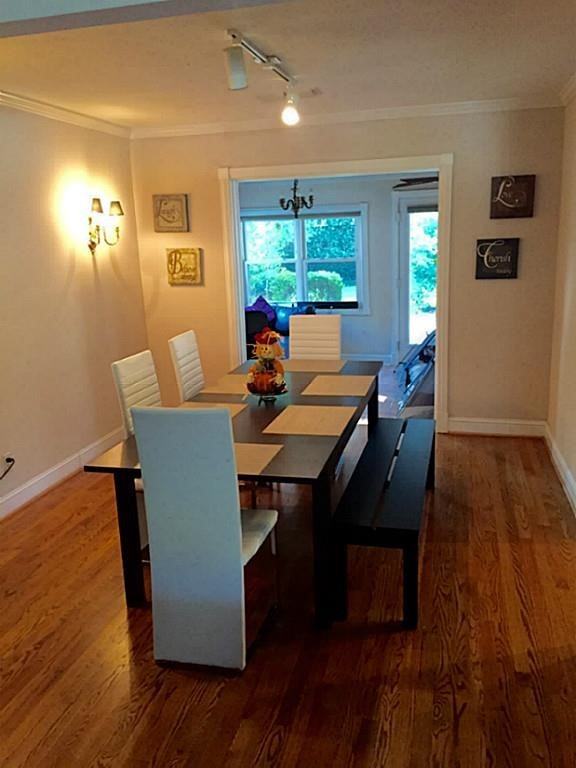 4505 Merrie Ln - Photo 3 of 15