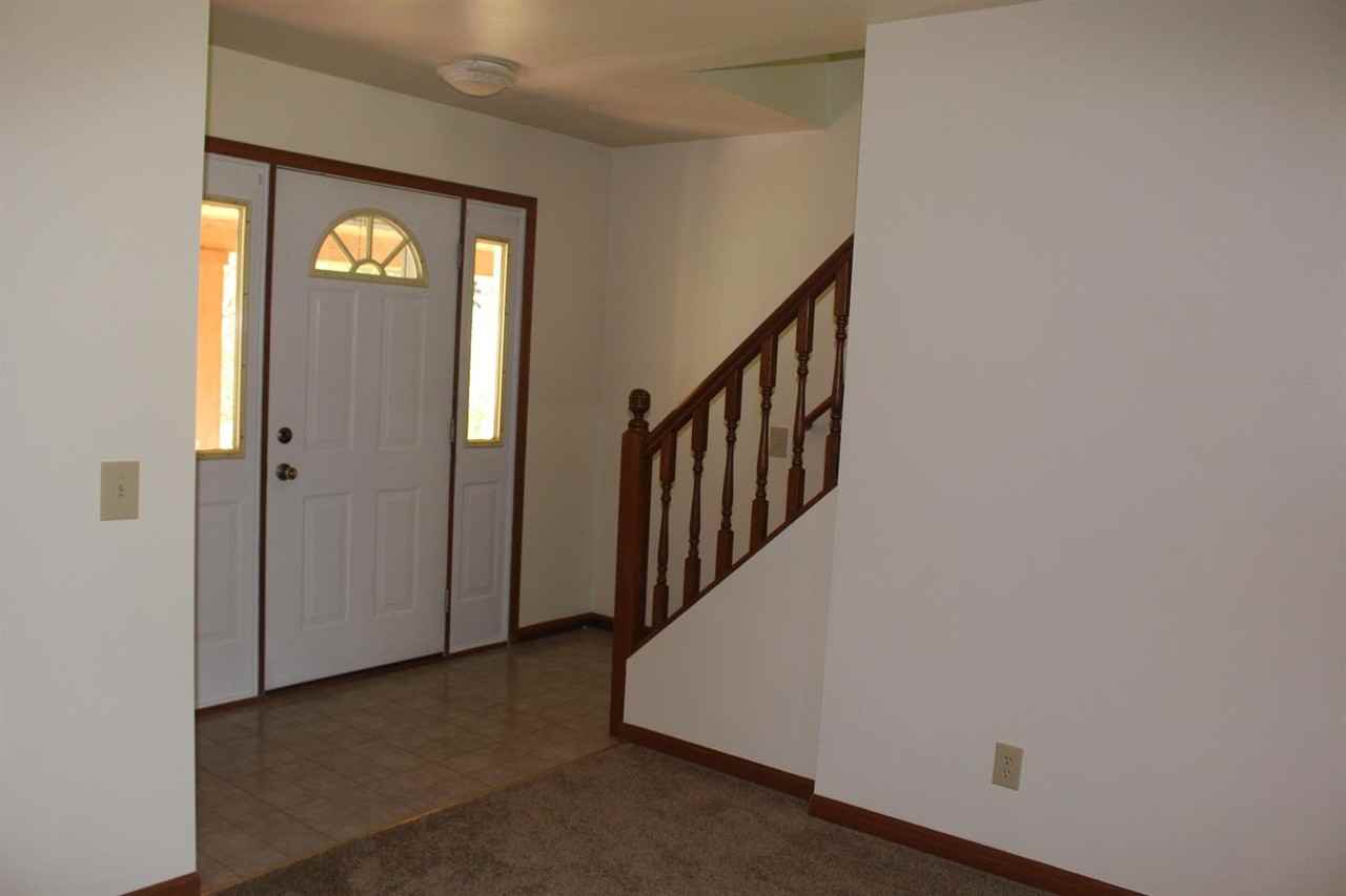 7385 Park Lake Dr - Photo 2 of 16