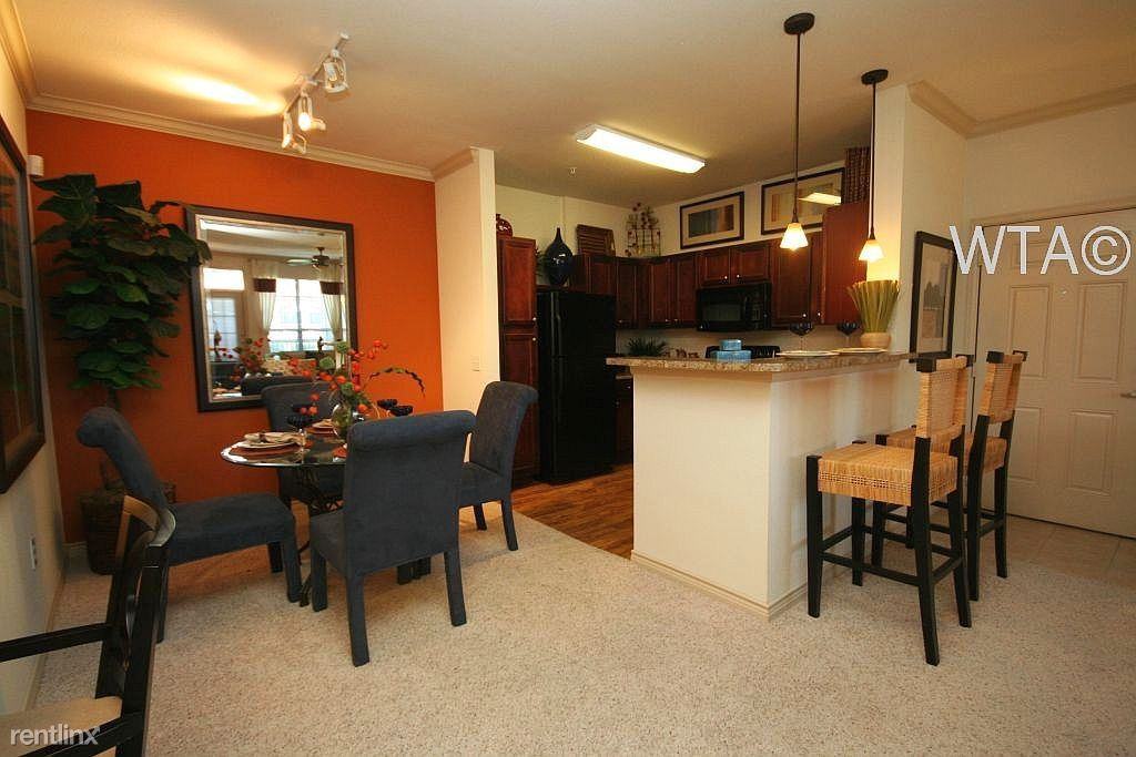 620 and 183 - Photo 3 of 6