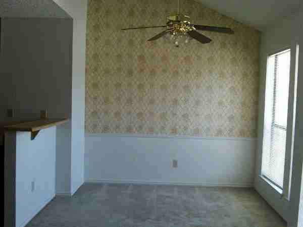 402 Fall Cir - Photo 2 of 7