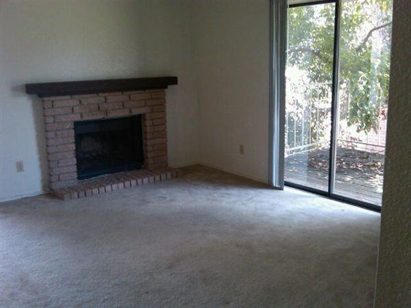 402 Fall Cir - Photo 3 of 7