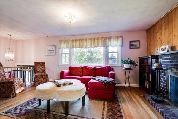 31 Pinecrest Rd - Photo 3 of 26