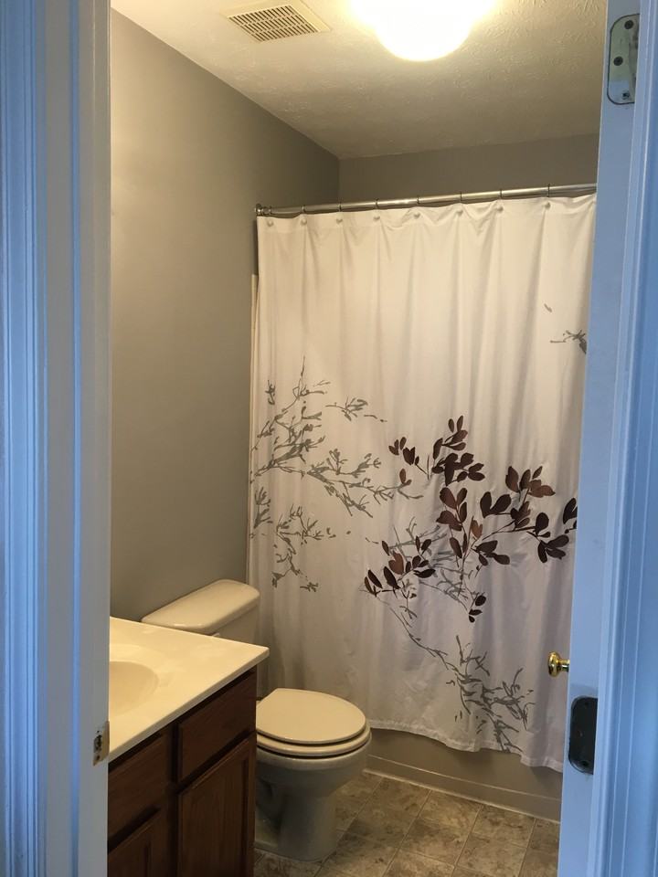 5011 Leasdale Road - Photo 3 of 4