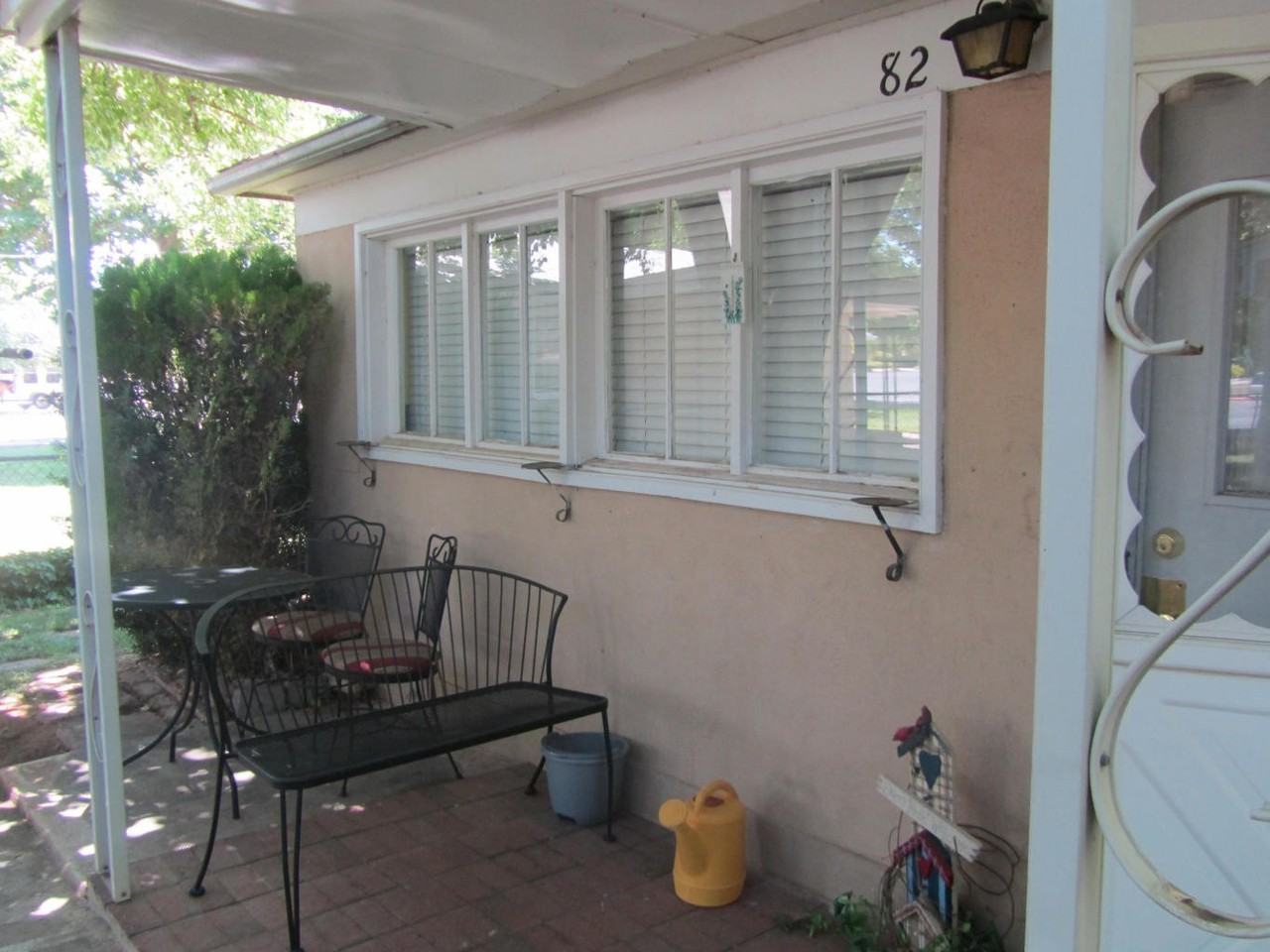 82 S 400 E - Photo 2 of 9