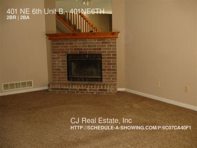 401 NE 6th St #b - Photo 3 of 8