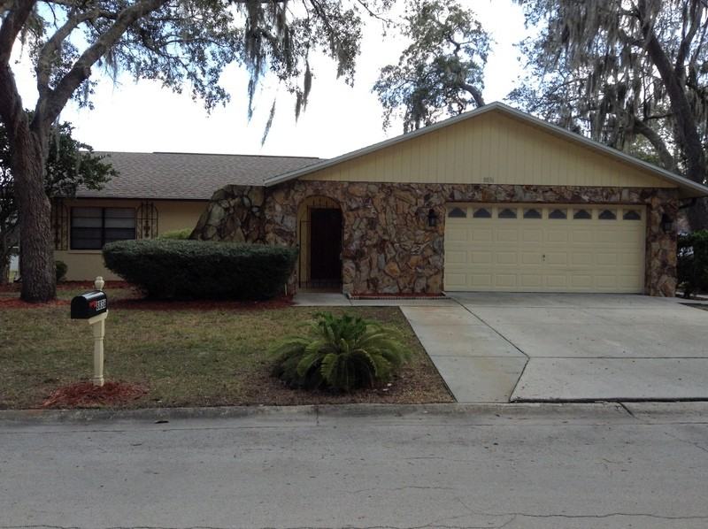 8836 Elm Leaf Ct - Photo 2 of 14