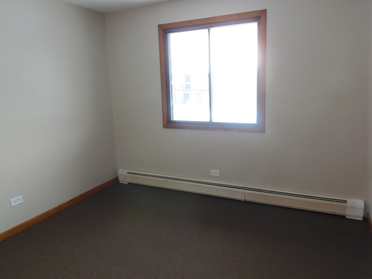 17711 Exchange Ave - Photo 2 of 11