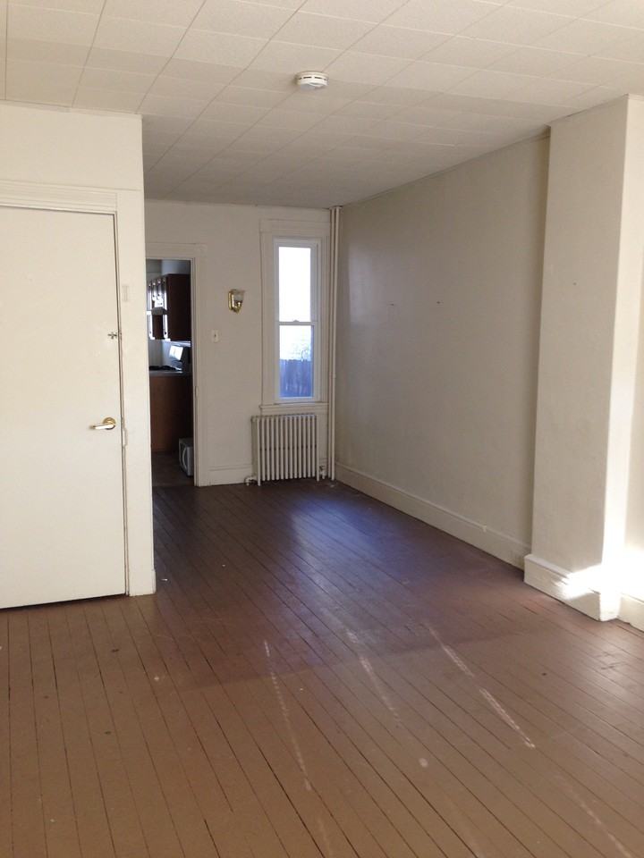 619 E Marion St - Photo 3 of 12