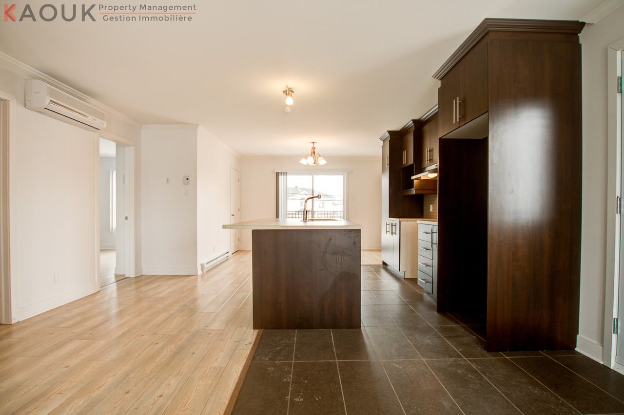 150 Boulevard de Maple Grove - Photo 2 of 69