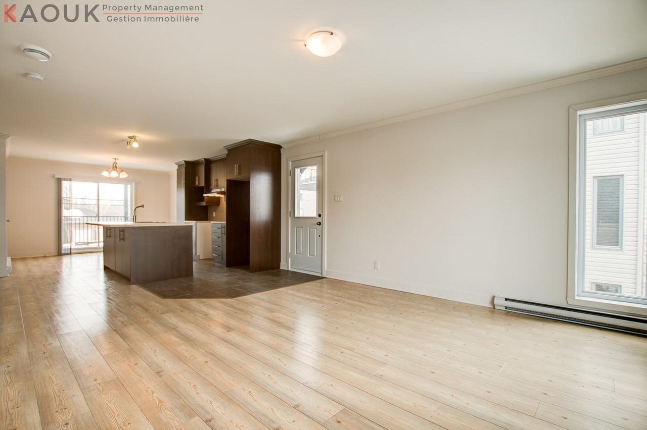 150 Boulevard de Maple Grove - Photo 3 of 69