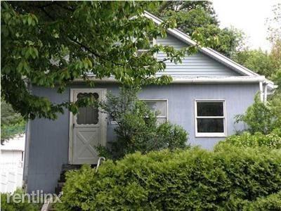 910 Underhill Ave SW - Photo 2 of 23