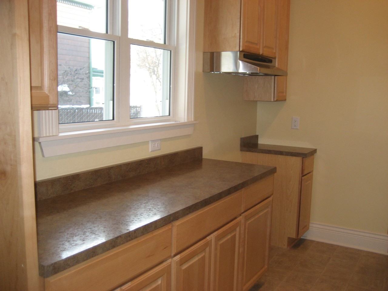 617 Virginia St #1 - Photo 2 of 9