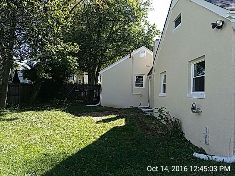 1310 Kent Ave - Photo 3 of 29