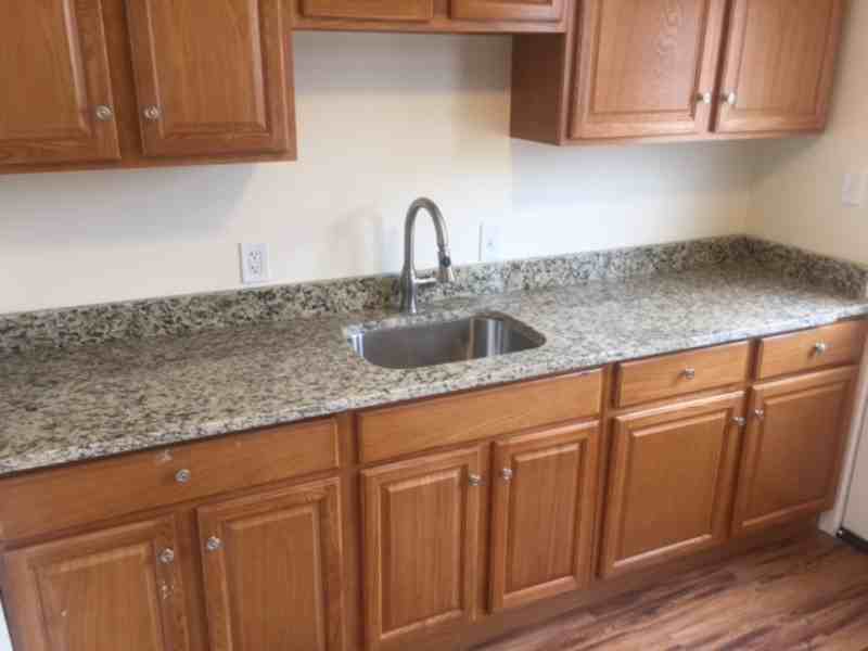 812 Unetta Ave - Photo 3 of 22