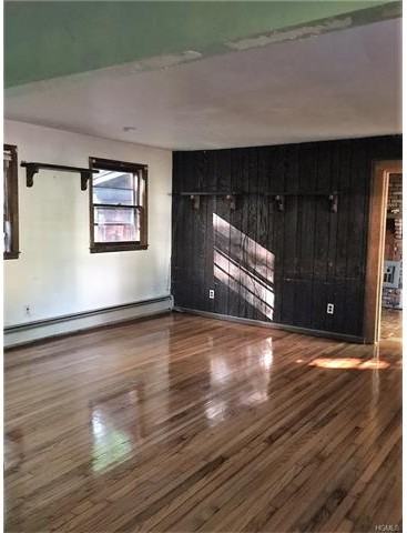 137 Orange Turnpike - Photo 3 of 13