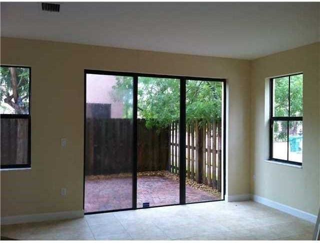 11459 SW 238th St - Photo 3 of 8