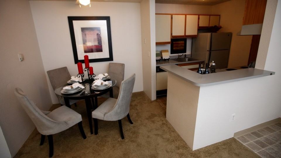 Aurora Green - Photo 3 of 15