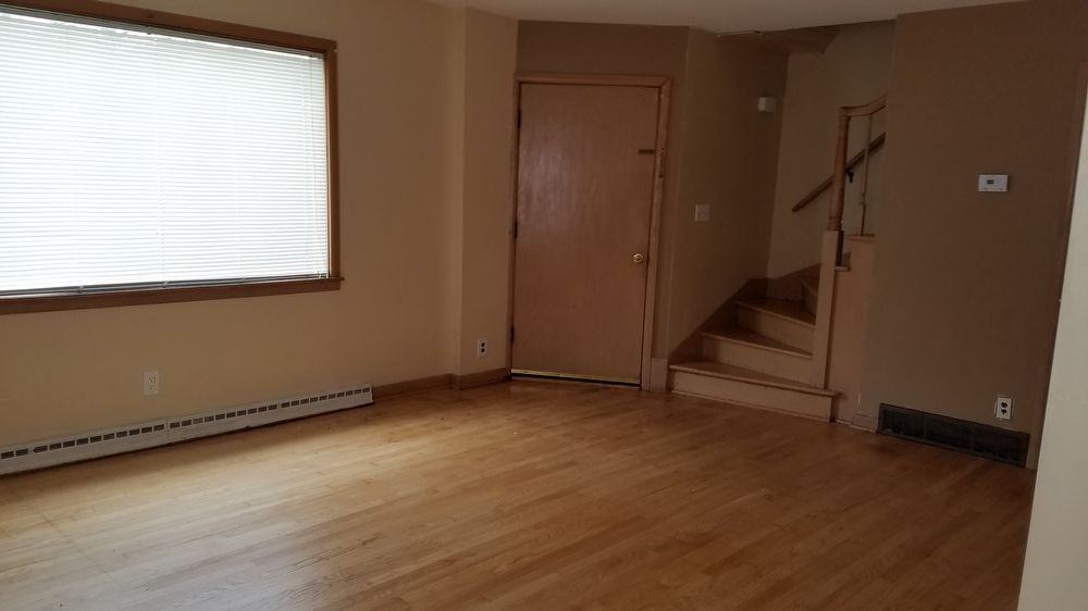 7221 W Tripoli Ave - Photo 2 of 9