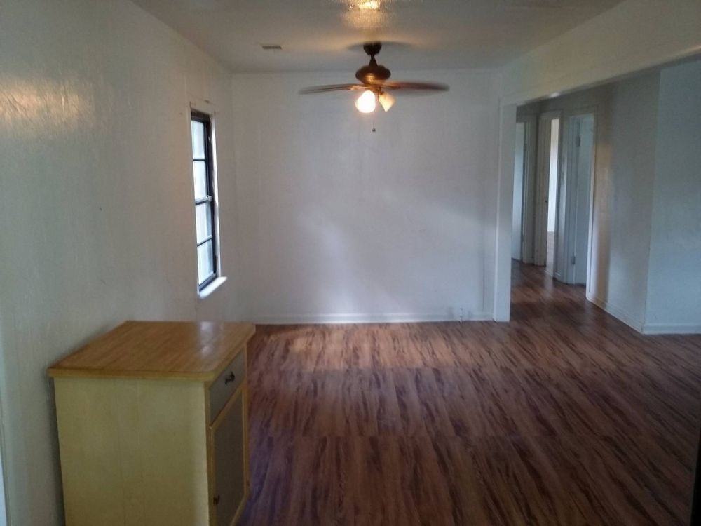 3060 S Main St - Photo 3 of 7