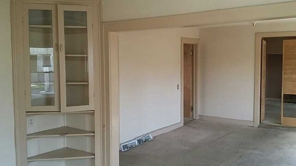 4031 Spruce Ave - Photo 3 of 33