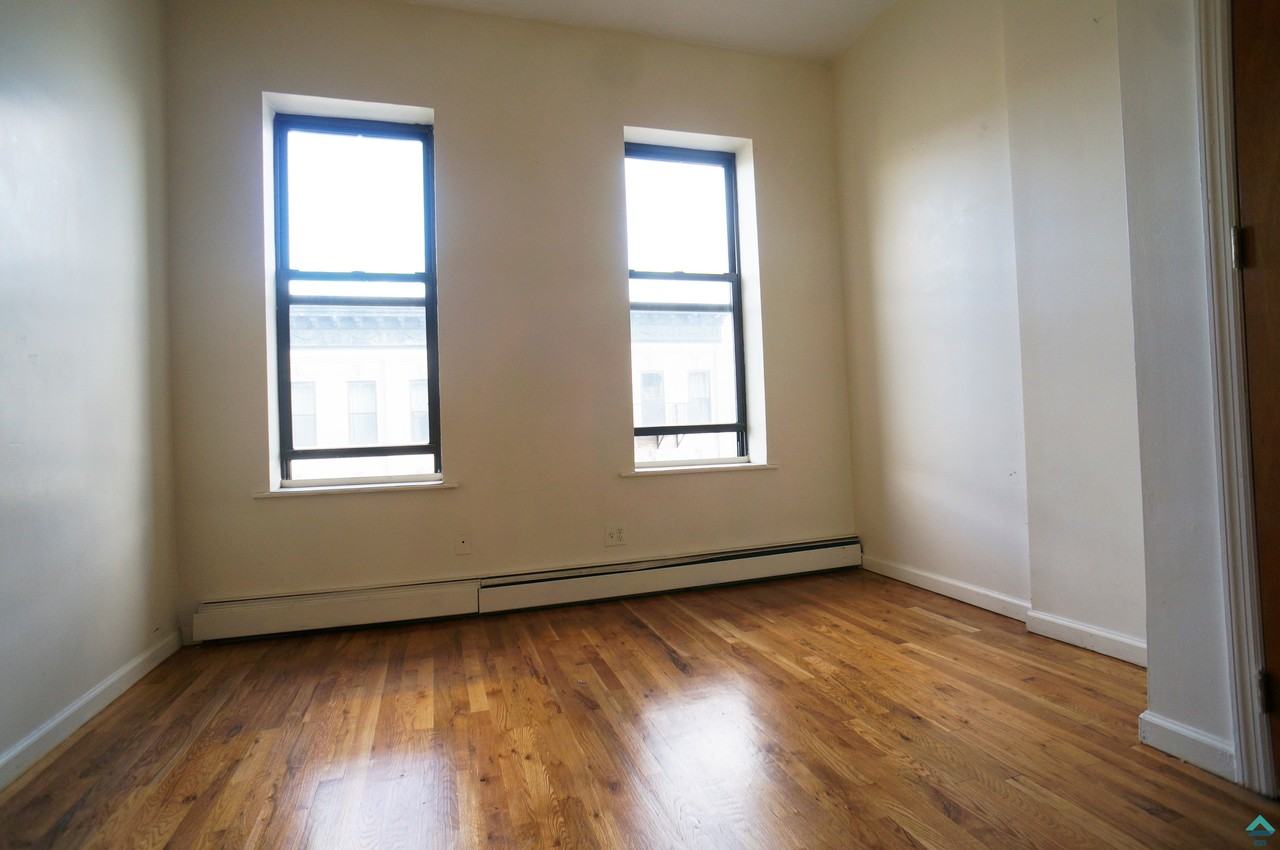 311 Jefferson Street #4