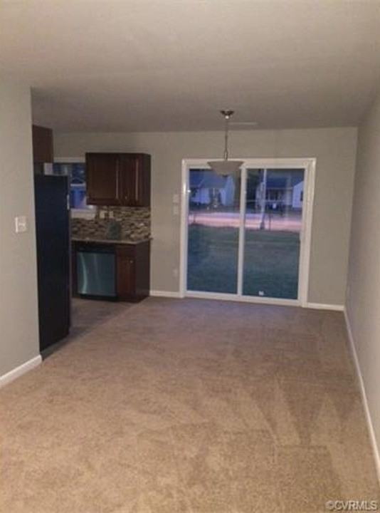 639 Tilton Ct - Photo 2 of 10