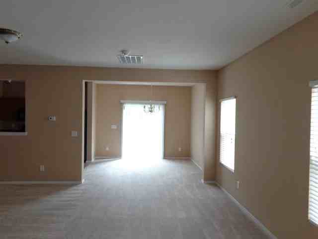 1022 Black Oak Dr - Photo 2 of 9