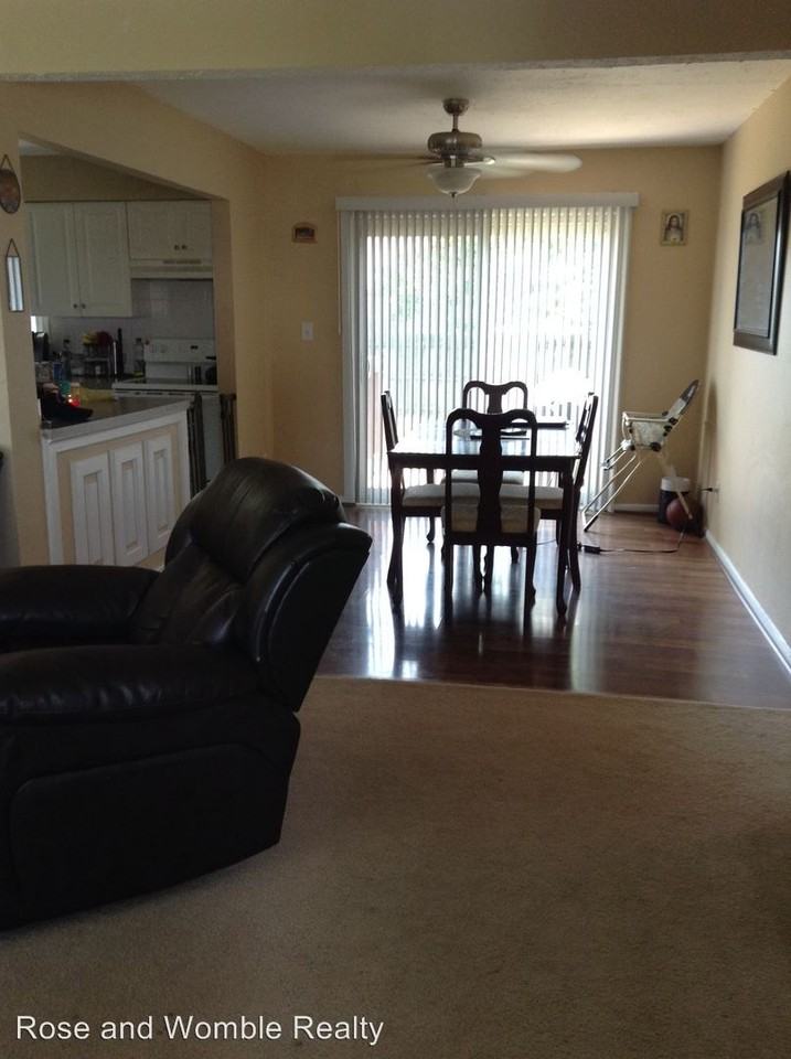 8516 Millard St - Photo 3 of 27