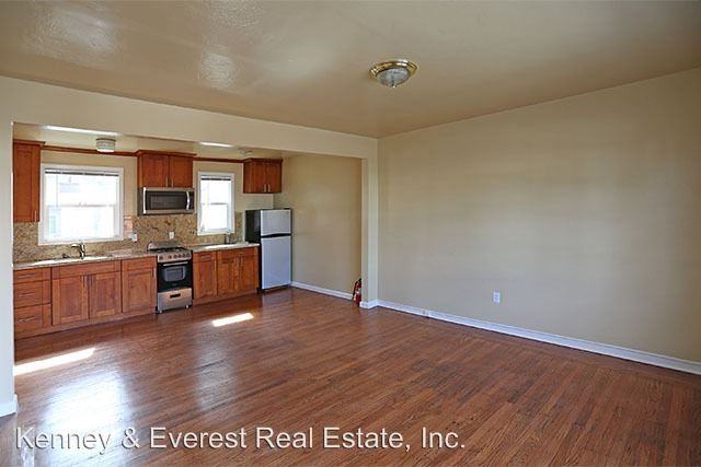 1602 Ashby Ave - Photo 3 of 10