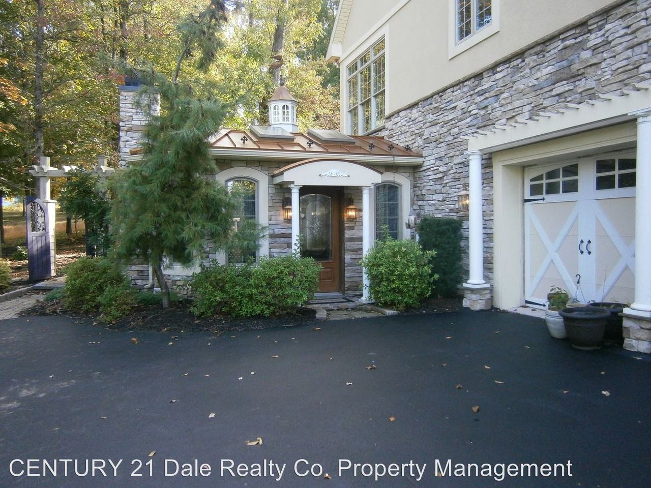 2250 Baker Rd - Photo 2 of 27