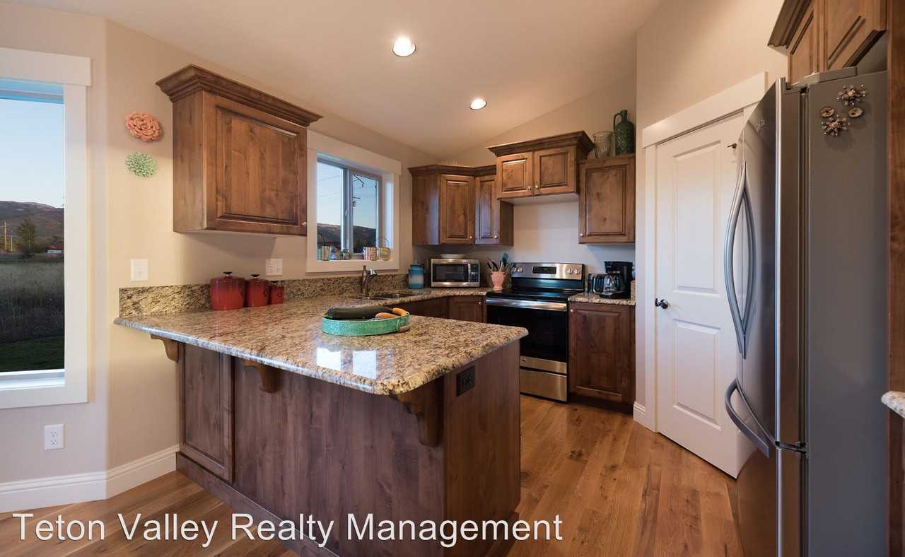 837 Dusty Trail - Photo 3 of 14