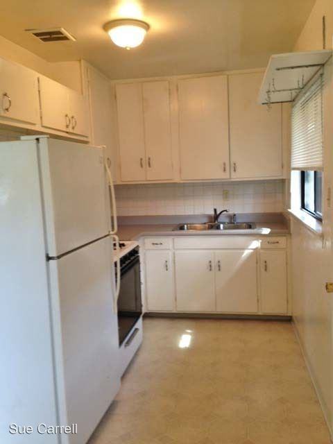 206 Brookwood Ave - Photo 3 of 6