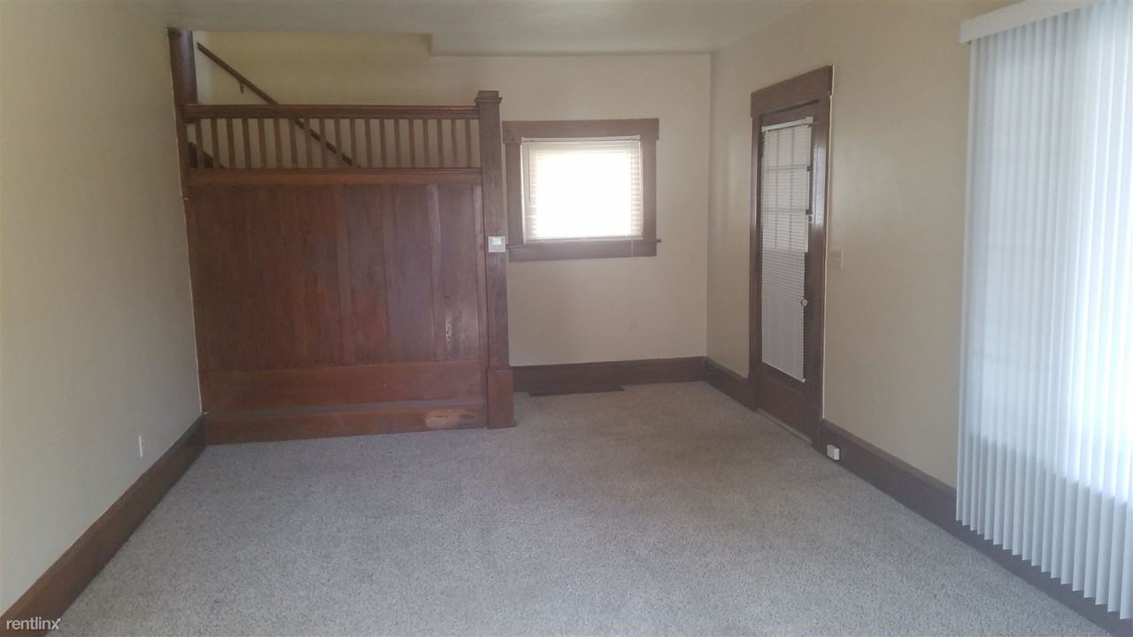 1603 Yale Ave NW - Photo 3 of 9